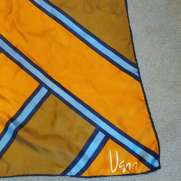 Nylon scarf - Picture 2 of 2